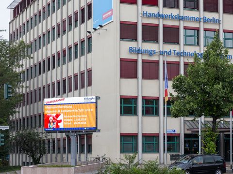 Bildungs- und Technologiezentrum der Handwerkskammer Berlin am Mehringdamm in Kreuzberg